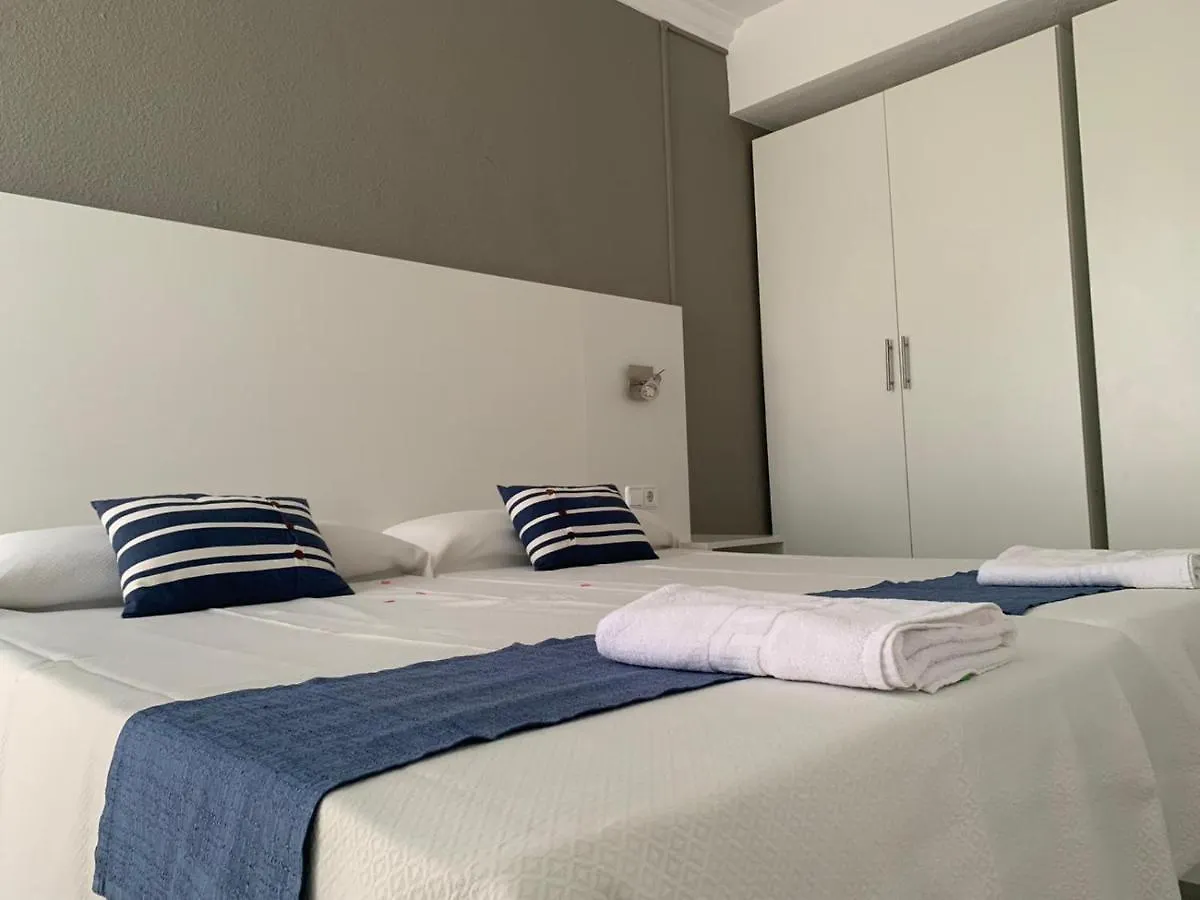 Es Nautico Suites Porto Cristo 2*,  İspanya